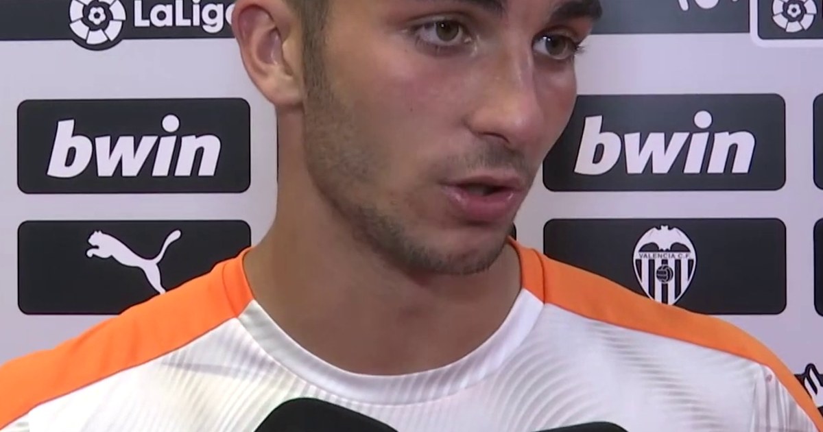 Ferran Torres merece una ovación como Iniesta: el reconocimiento que pidió Guasch